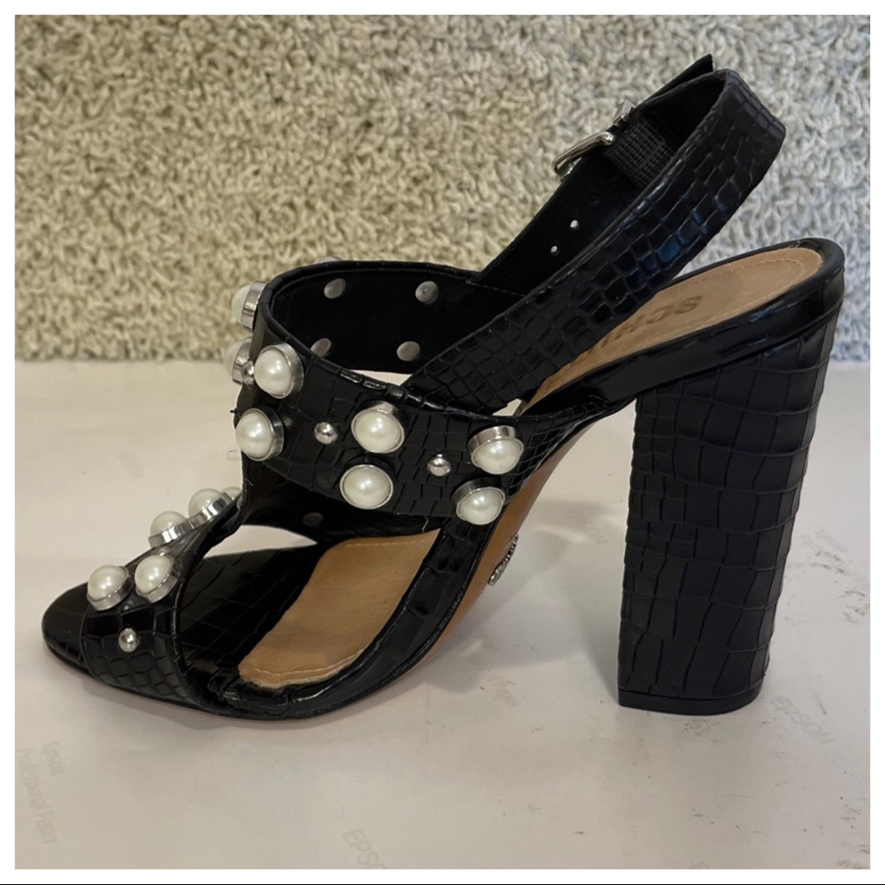 Schutz Zarita Sandal Black Leather open Toe Pearl Pump (6) - Picture 6 of 13